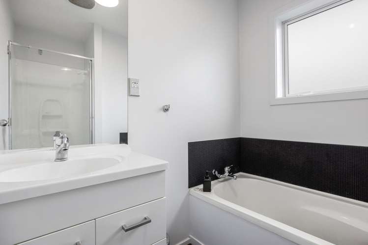 62A travis road Burwood_9