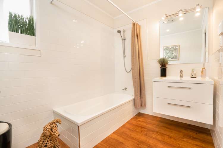 69 Greenhaven Avenue Opaheke_9