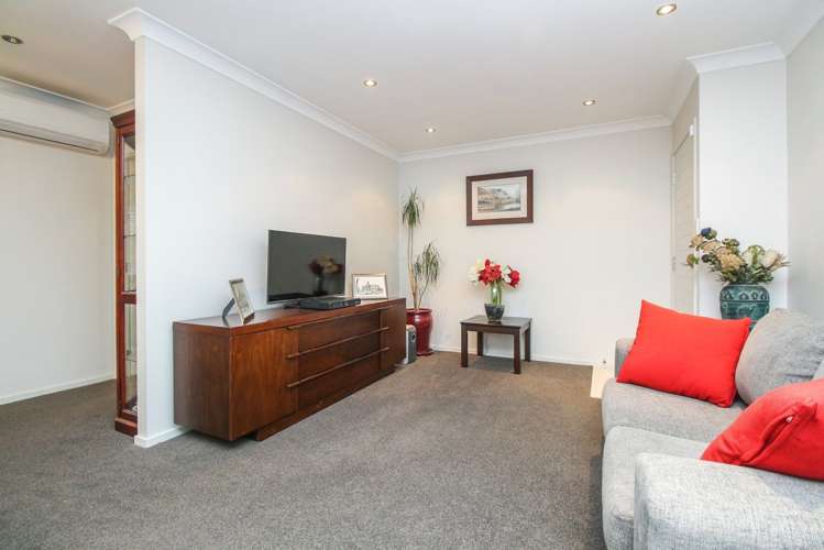 1/16 Eyre Street Henderson_7