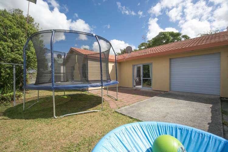 16 Albizia Avenue Henderson_10