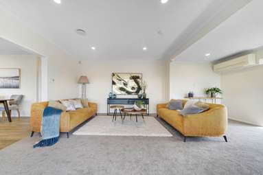 285 Wellington Street_1