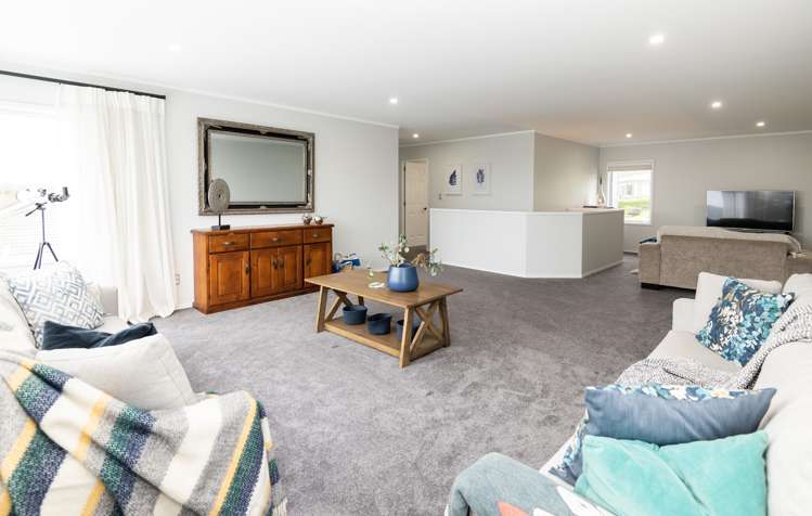 5 Thistle Close Beachlands_26