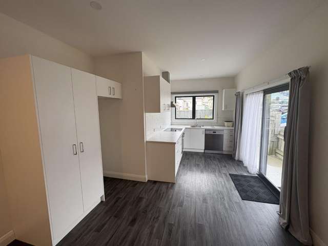 12 Surrey Street 10263_1