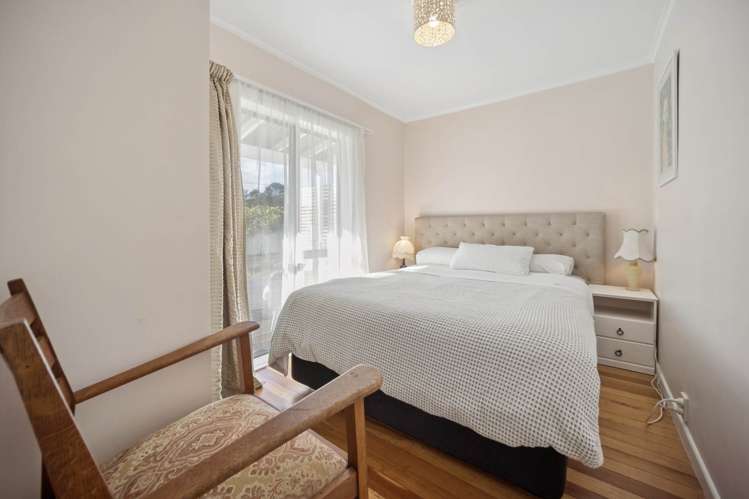 63 Roberts Road Te Atatu South_11