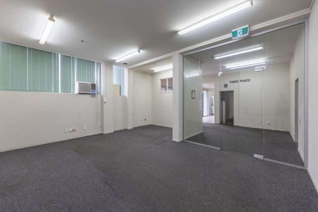 42-48 Cuba Street Takaro_1