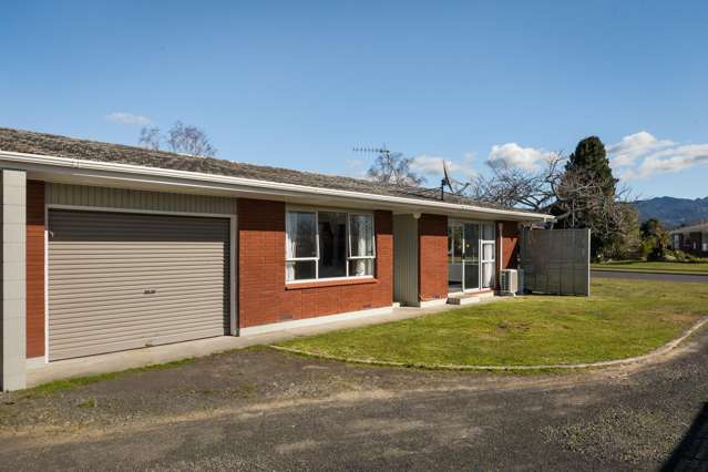 Easy Living in a Prime Location