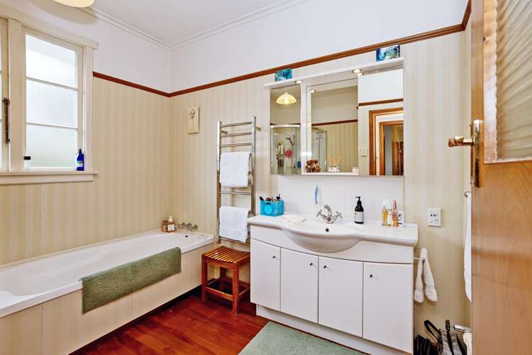 66 Park Street Gladstone_18