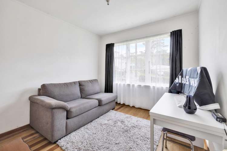 75 Hampshire Street Cannons Creek_13