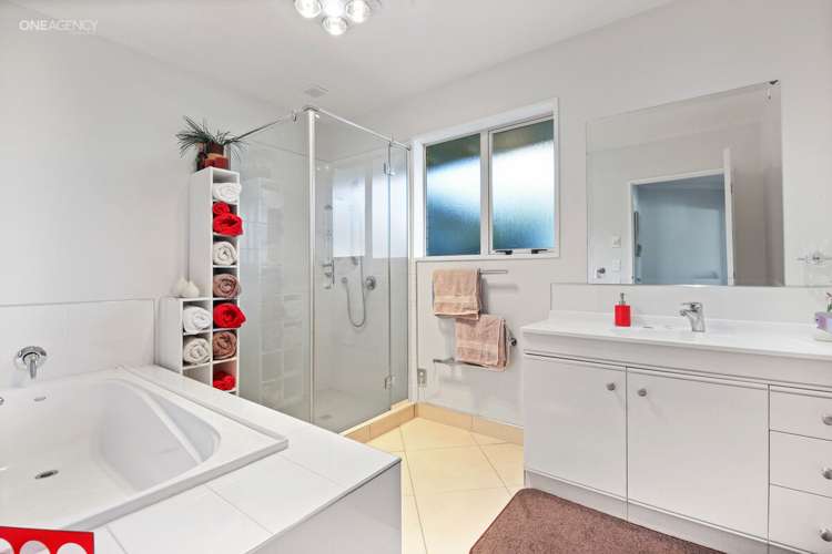 22 Paget Drive Woodend_15