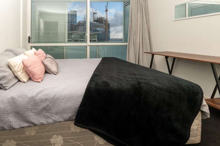 2305/10 Waterloo Quadrant Auckland Central_9