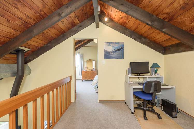 12 Puketai Place Pukerua Bay_15