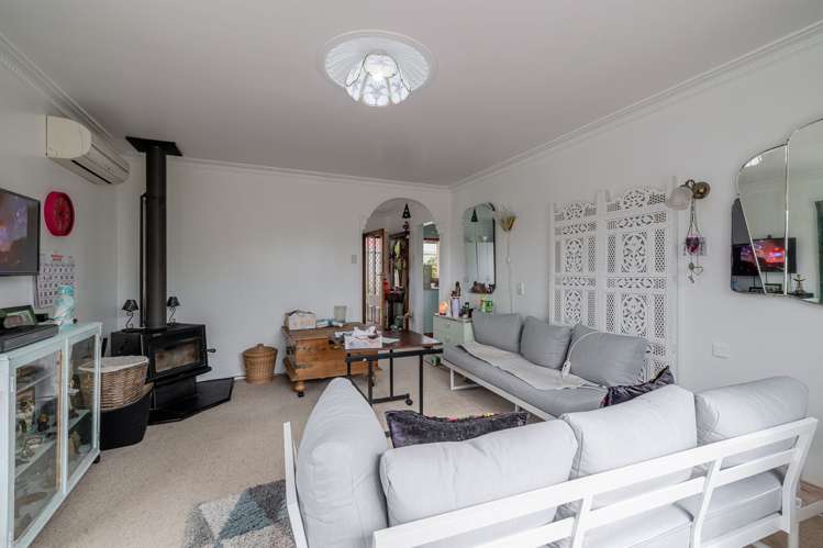 3 Peppertree Lane Pahiatua_11