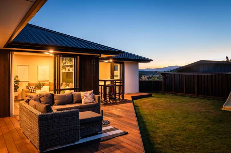 9 Sarges Way Lake Hawea_3