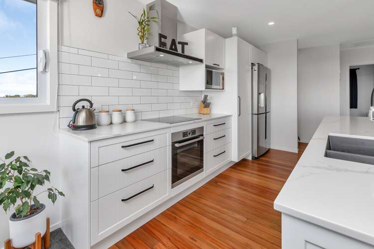 16 Seaview Road Ruakaka_11