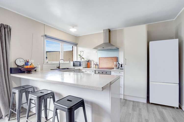 82 Knighton Road Hillcrest_4