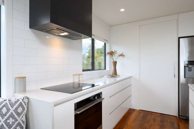 115 Princes Drive Britannia Heights_10