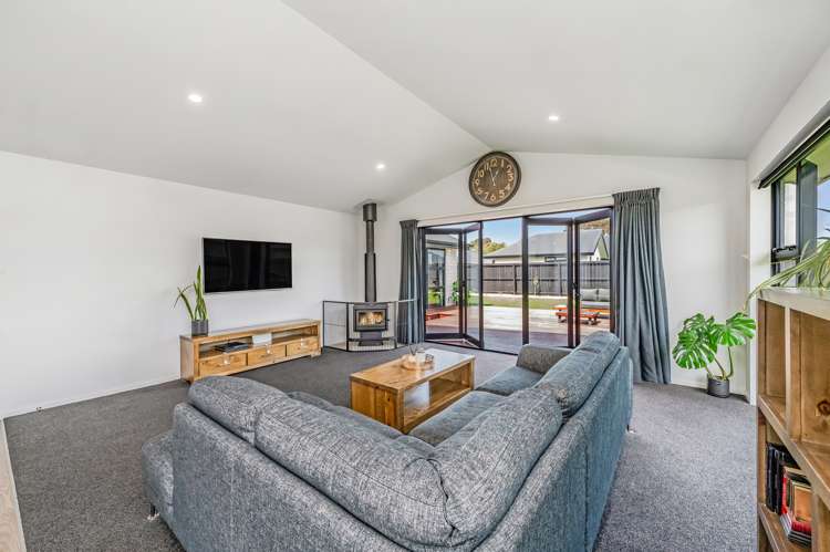 7 Vitalia Crescent Lincoln_11