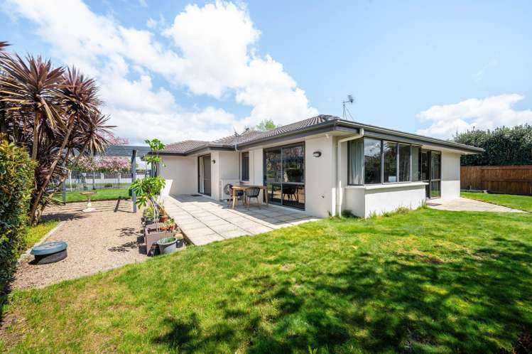 2 Lavenham Place Rototuna North_14