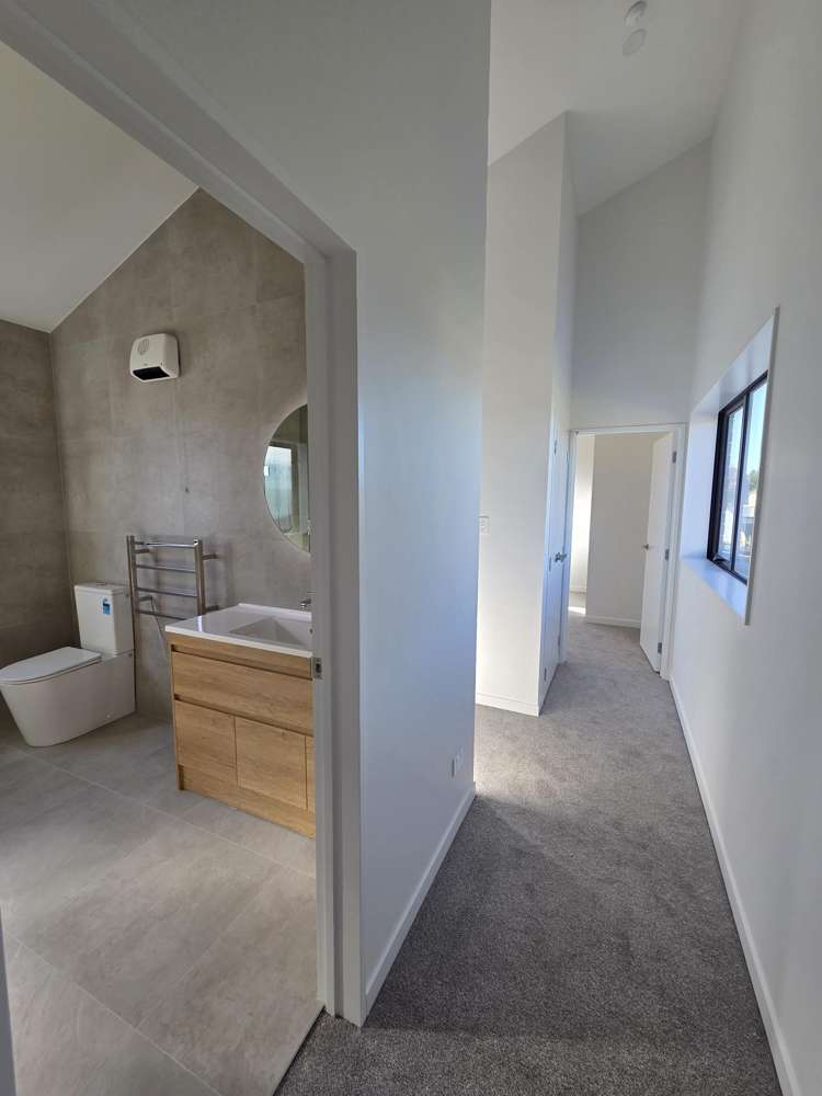 26 Stableford Crescent Opaheke_11