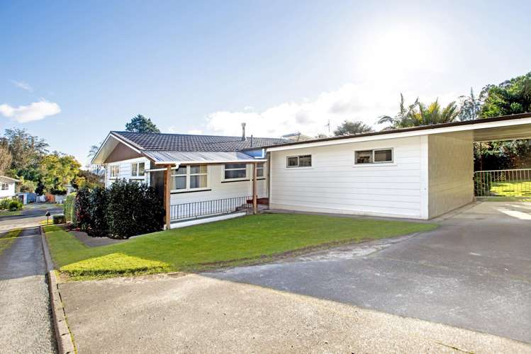 53 Seddon Crescent Whataupoko_17