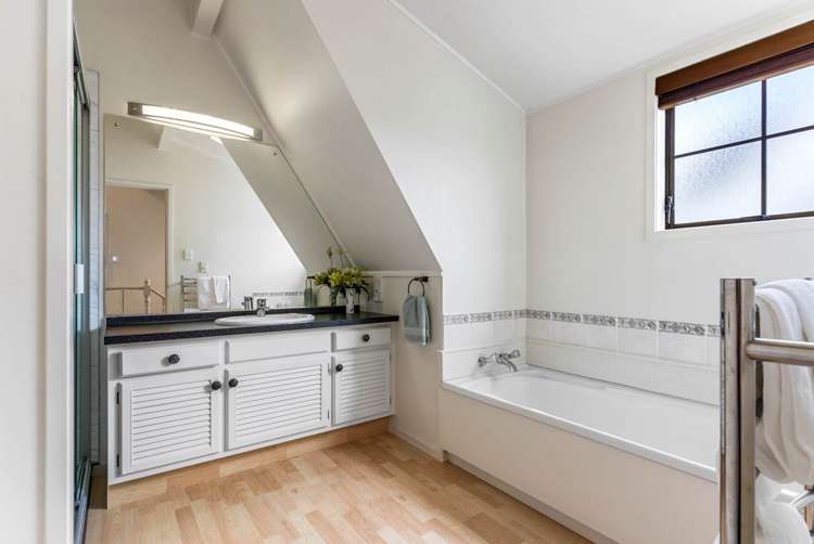 1/13 Marau Crescent Mission Bay_15