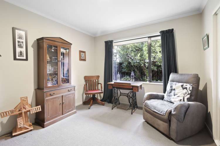 10 Kowhai Street Oxford_15