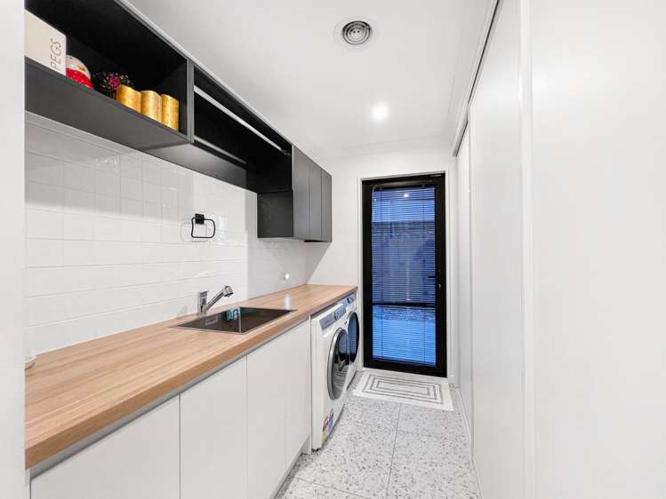 22 Verdeco Boulevard Lincoln_16