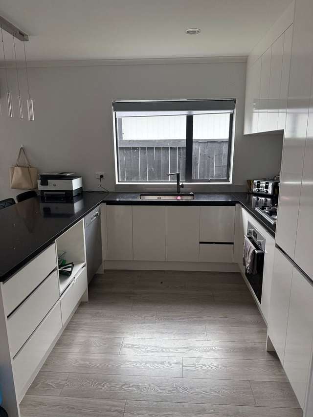 36 Trewern Avenue Chartwell_2