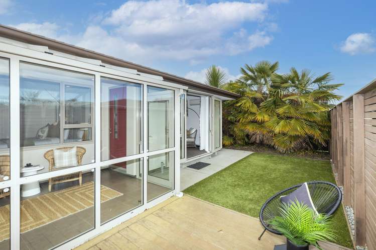 2/28 Oxley Avenue Saint Albans_1