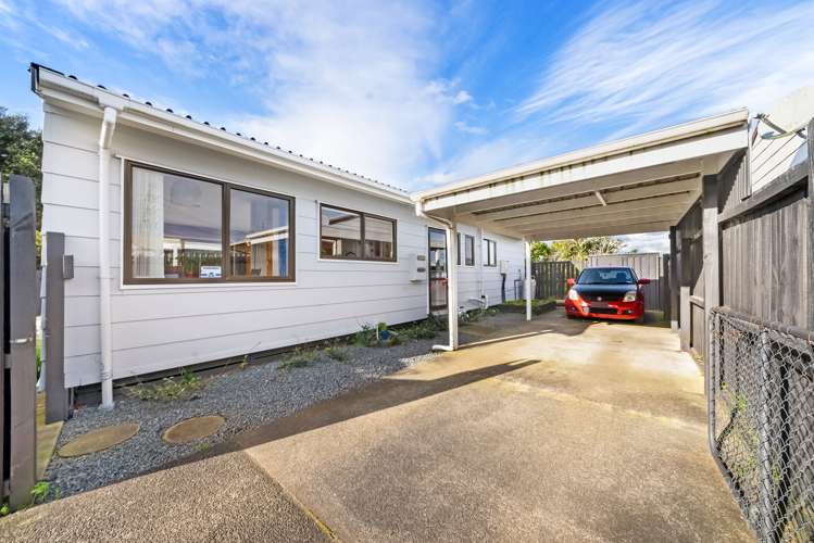 2/20 Tennessee Avenue Mangere_14