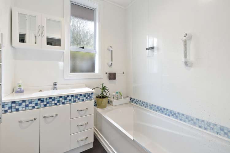 8a Christie Street Abbotsford_11