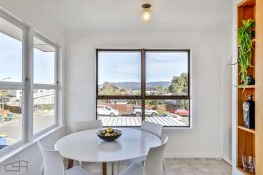 11 Tara Road_4