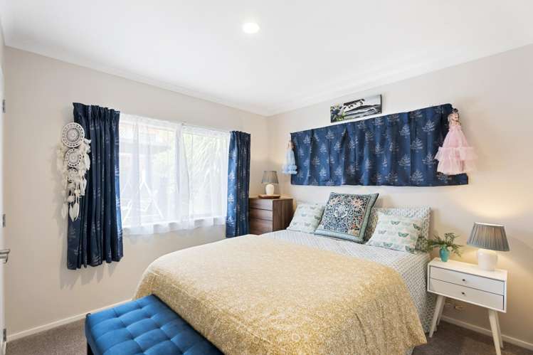 52 Wattle Farm Road Wattle Downs_8