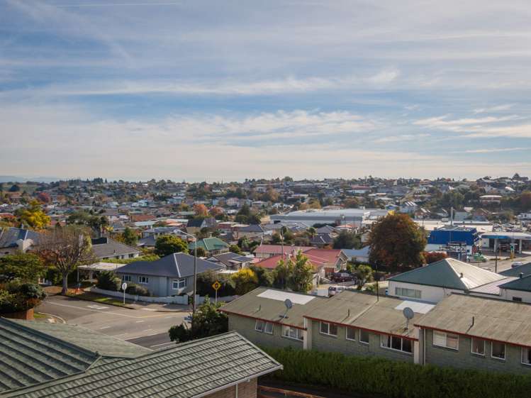 3/61 Evans Street Waimataitai_15