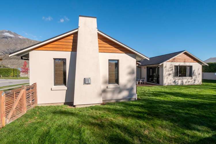 48 Erskine Street Dalefield/Wakatipu Basin_27