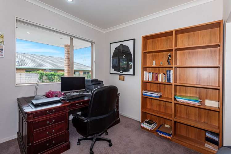 5 Sequoia Place Kamo_13