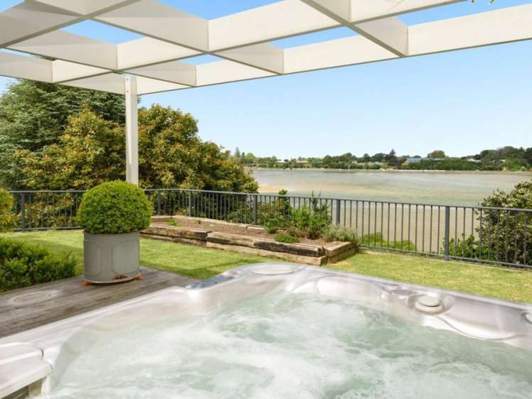 24 Roderick Street Otumoetai_11