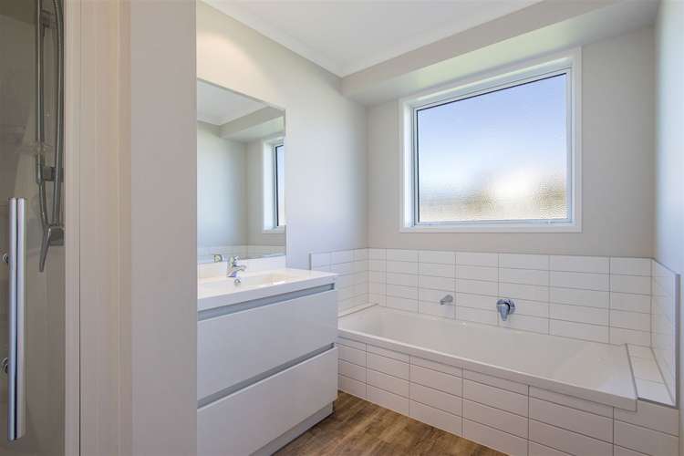 3 Island Vista Athenree_7