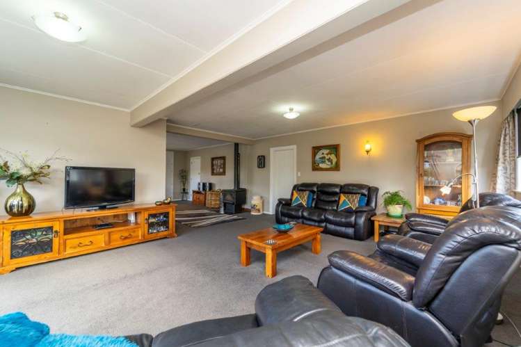 8 Puriri Crescent Masterton_6