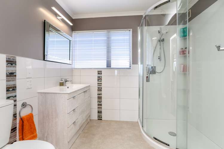 401 Devon Street East Strandon_13