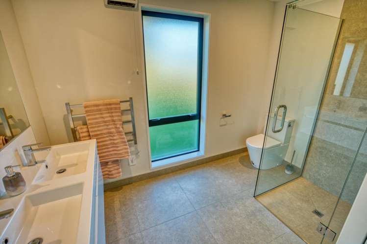 10 Hinau Crescent Kaiata_19