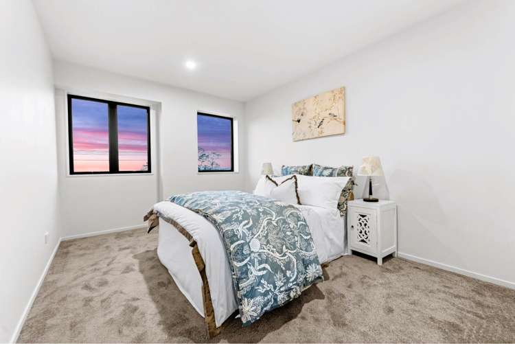 5a Crystal Avenue Glendene_13