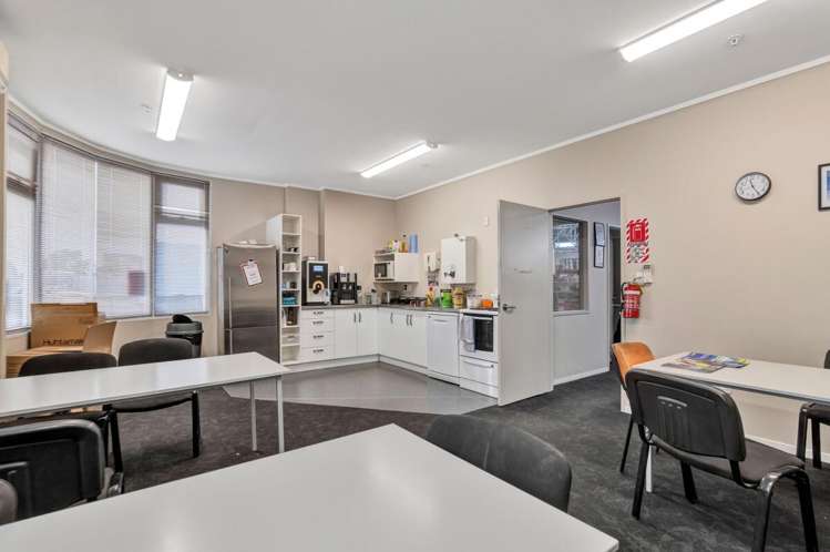 96 Gill Street New Plymouth_11