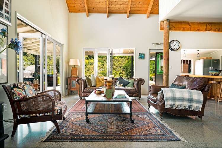 858d Thames Coast Sh25 Road Te Mata_5