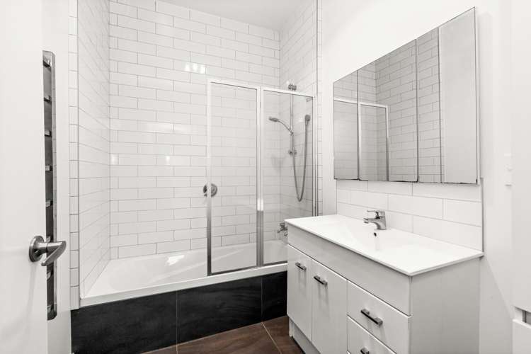 701 Buller Street Akina_10