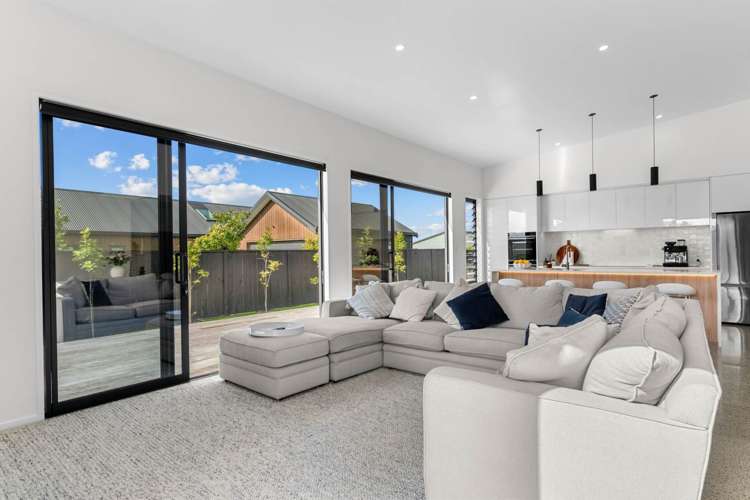 35 William Gilbert Drive_0