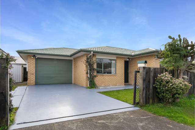 Snap Up This Freehold Brick Gem!