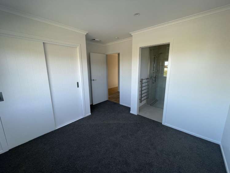 1/1 Chester Road Springvale_9