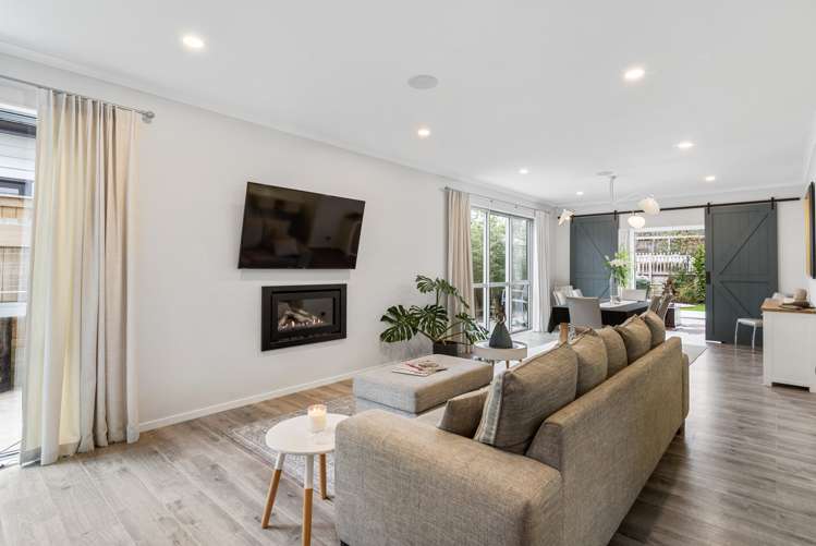 15 Atalanta Way Beachlands_10