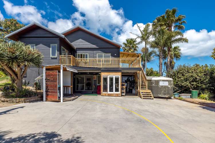 2 Natzka Road Ostend_5